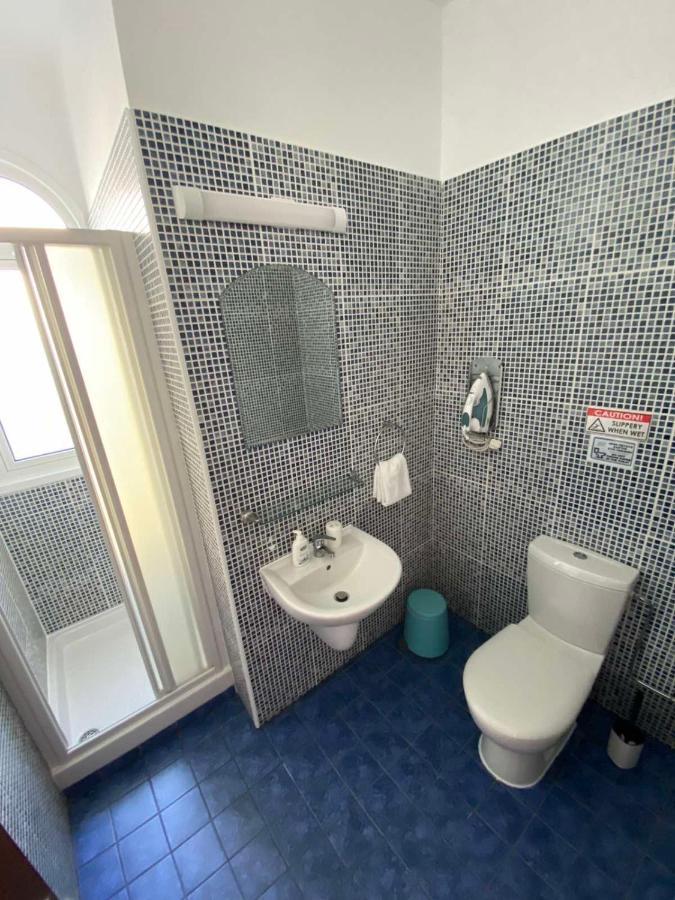 Villa Diana - 200 Meters From Kapparis, Fireman'S Beach Paralimni Buitenkant foto