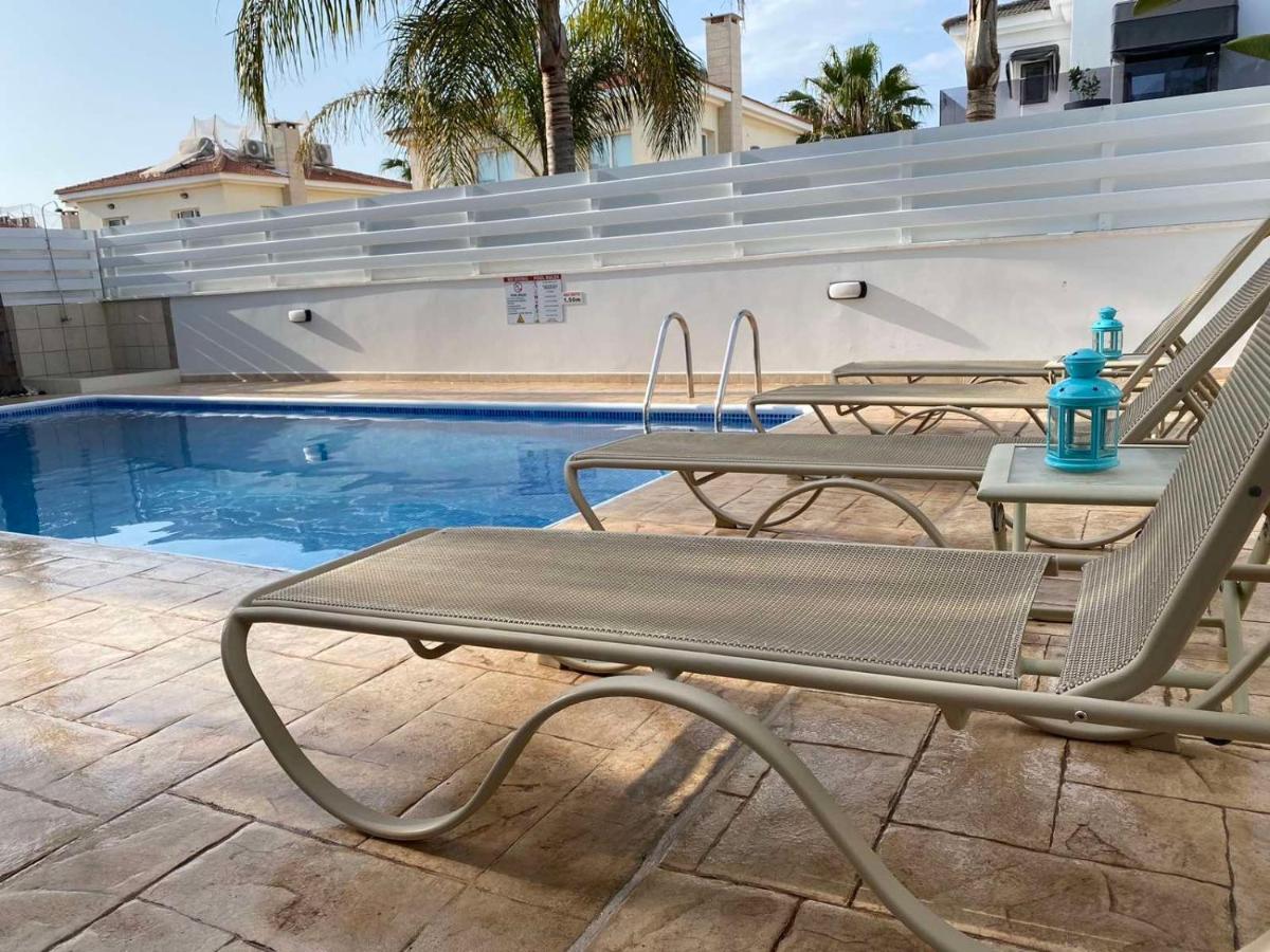 Villa Diana - 200 Meters From Kapparis, Fireman'S Beach Paralimni Buitenkant foto