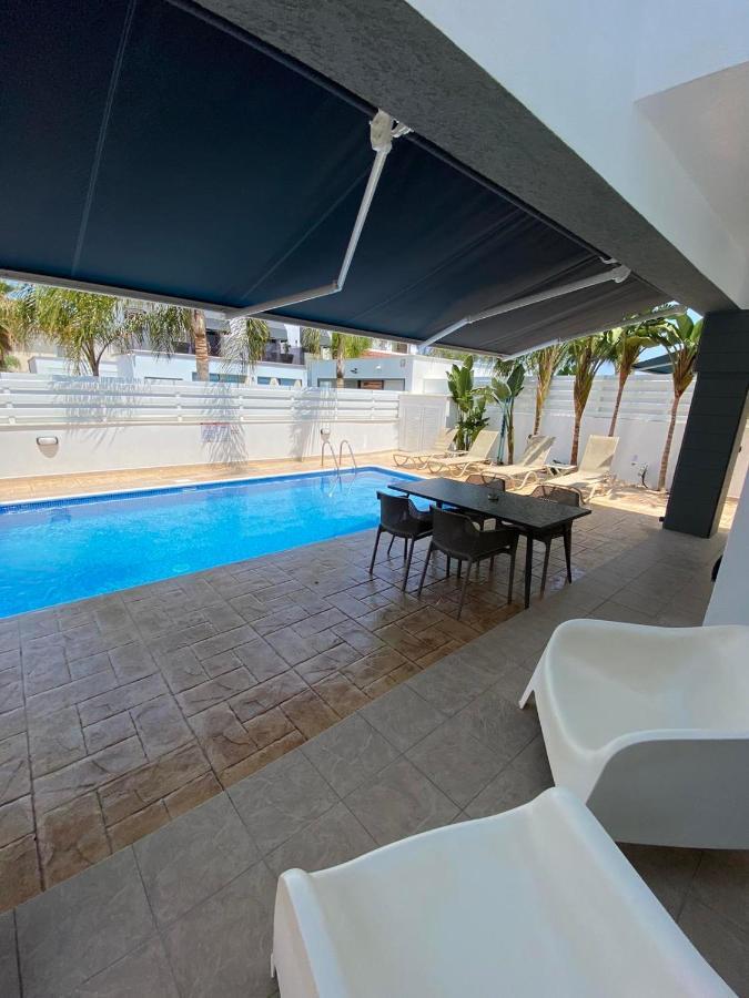 Villa Diana - 200 Meters From Kapparis, Fireman'S Beach Paralimni Buitenkant foto