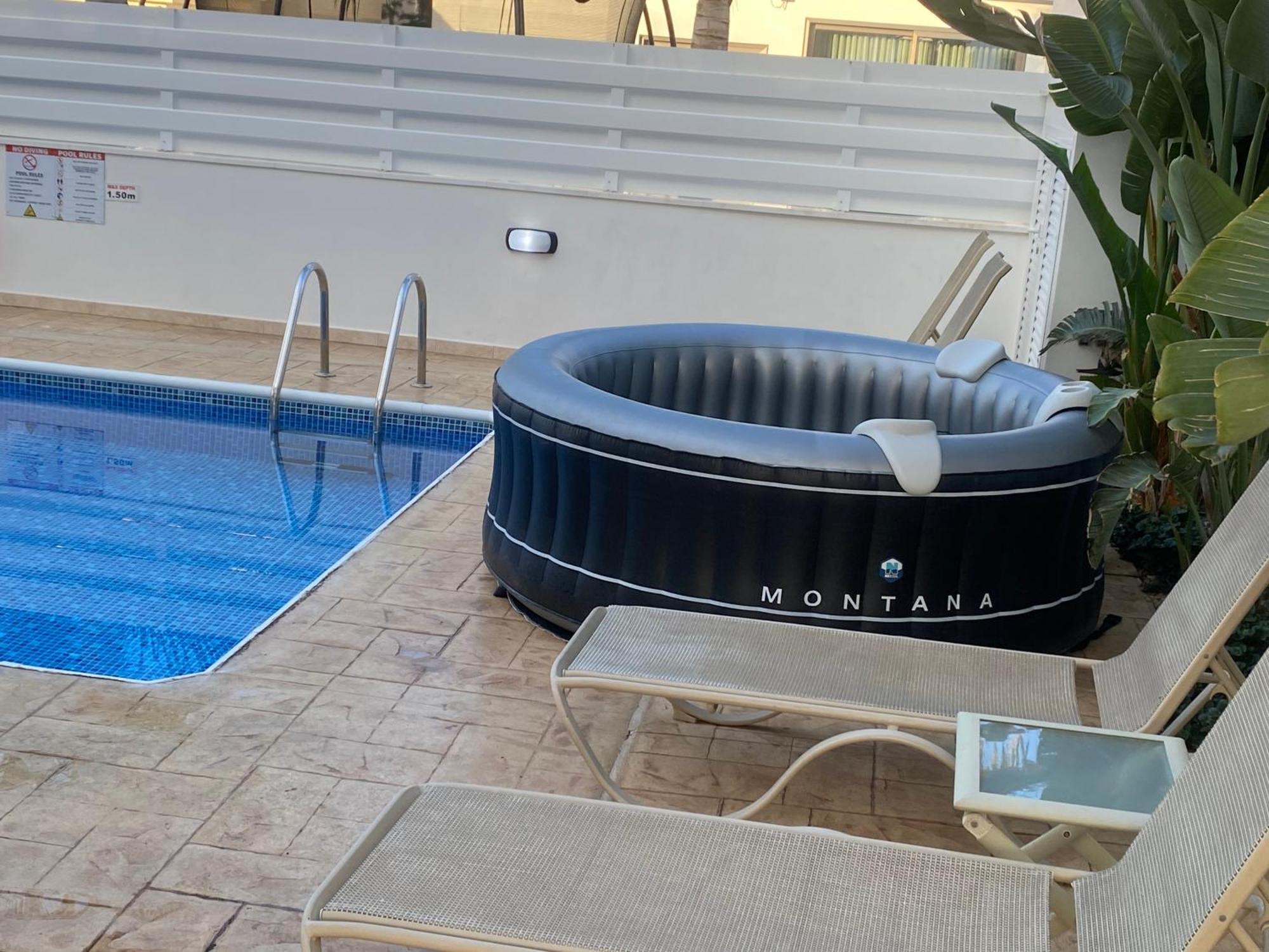 Villa Diana - 200 Meters From Kapparis, Fireman'S Beach Paralimni Buitenkant foto