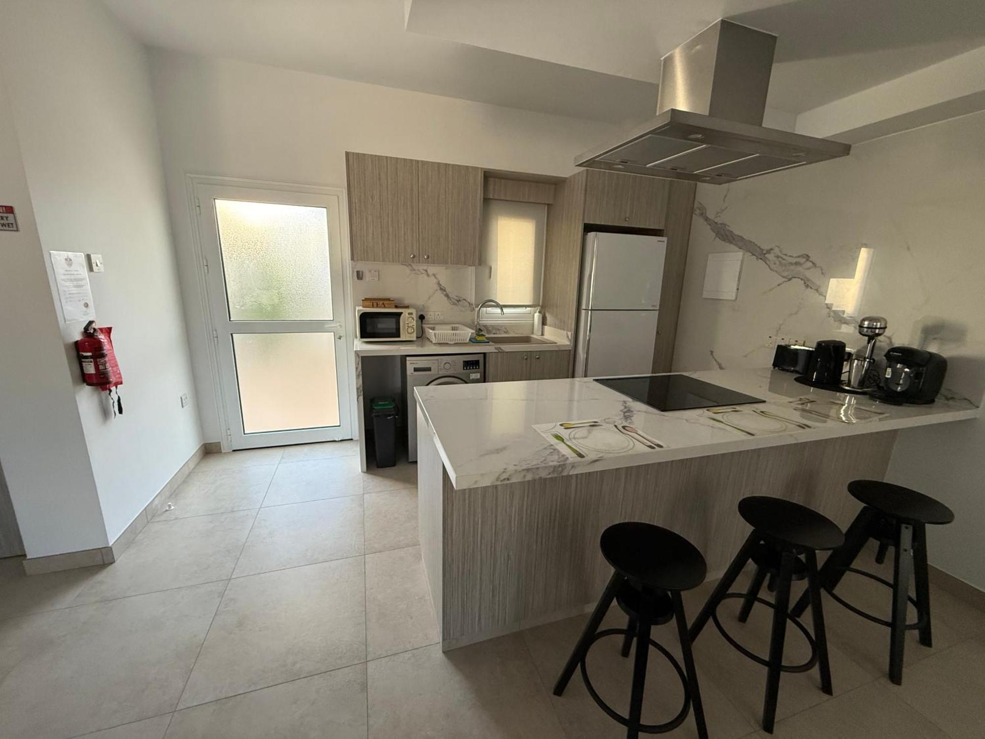 Villa Diana - 200 Meters From Kapparis, Fireman'S Beach Paralimni Buitenkant foto